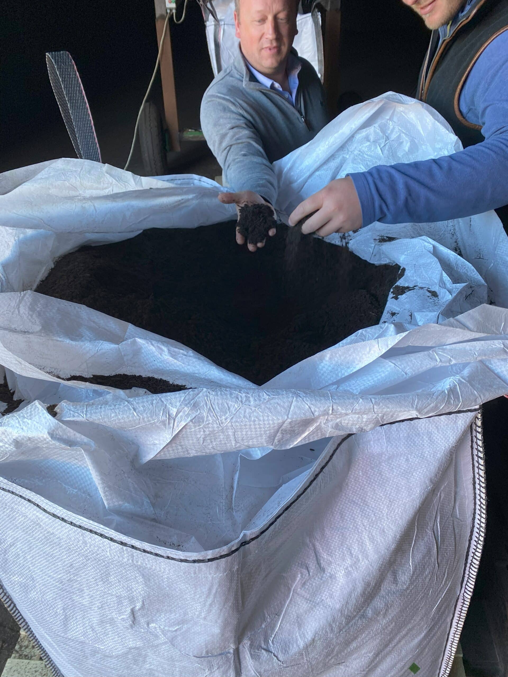 Dumpy bag of peat free willow compost